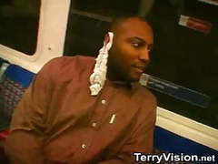 Free Kilo Clips presents: Flashing on the london underground - part 1