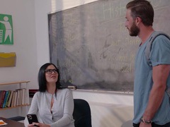 Free Kilo Clips presents: Kinky math tutor jasmine jae loves giving head and having sex