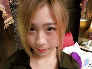 Free Kilo Clips presents: Sexy chinese girl lin siyu has sex with her boyfriend in a hotel room.