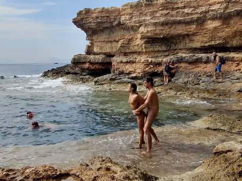 Free Kilo Clips presents: Divers watching us fuck at the beach give us some help
