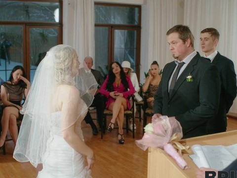Free Kilo Clips presents: Dirty bride kristy waterfall rides a lover while people watch
