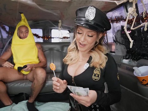 Free Kilo Clips presents: Rough interracial dicking in doggy style position - mads flores