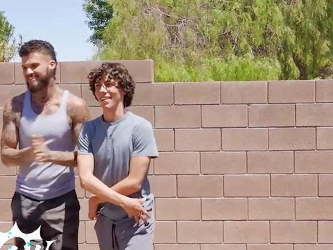 Free Kilo Clips presents: Diving deep into an outdoor hardcore pounding with sexy studs johnny ford and cristiano - twinkpop