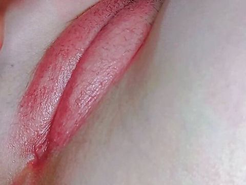 Free Kilo Clips presents: I paint my stepdaughter's pussy with lipstick to massage and use her painted pussy with my cock
